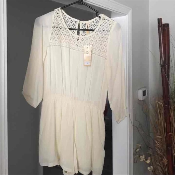 LARA Other - Lace romper NWT